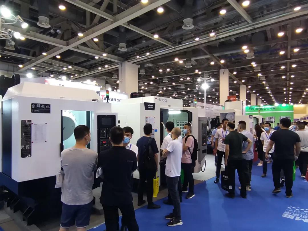瓦力游戏精机信阳机床展览会